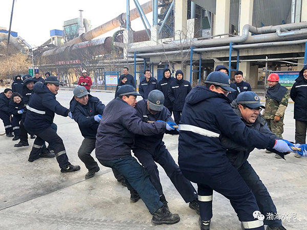 公司舉辦“愛我中華，慶祝新中國(guó)70周年”職工拔河、趣味運(yùn)動(dòng)聯(lián)誼賽——剪影